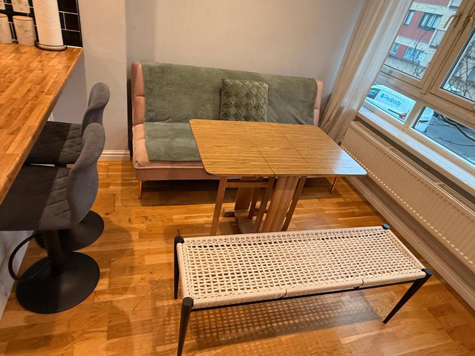 Two Bedroom Flat In The Heart Of Лондон Екстериор снимка